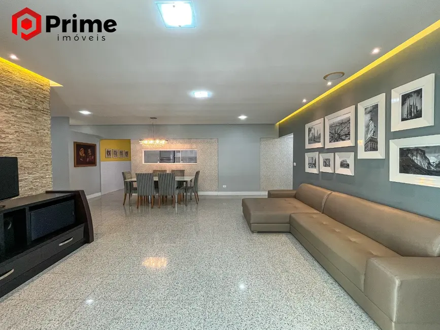 Apartamento com 3 quartos à venda, 220m2 em Centro, Guarapari - ES - imagem 3 Foto 3 de Apartamento com 3 quartos à venda, 220m2 em Centro, Guarapari - ES