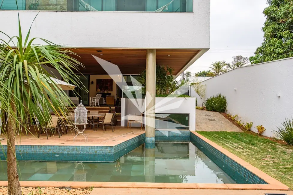 Foto 1 de Casa com 4 quartos à venda, 857m2 em Brasilia - DF