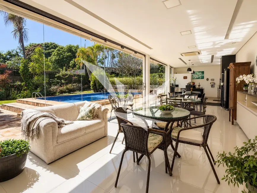 Casa com 4 quartos à venda, 378m2 em Setor de Habitações Individuais Sul, Brasilia - DF - imagem 6 Foto 6 de Casa com 4 quartos à venda, 378m2 em Setor de Habitações Individuais Sul, Brasilia - DF
