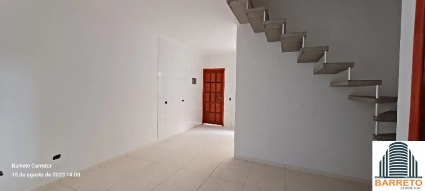Casa de Condomínio com 2 quartos à venda, 85m2 em Itanhaem - SP - imagem 8 Foto 8 de Casa de Condomínio com 2 quartos à venda, 85m2 em Itanhaem - SP