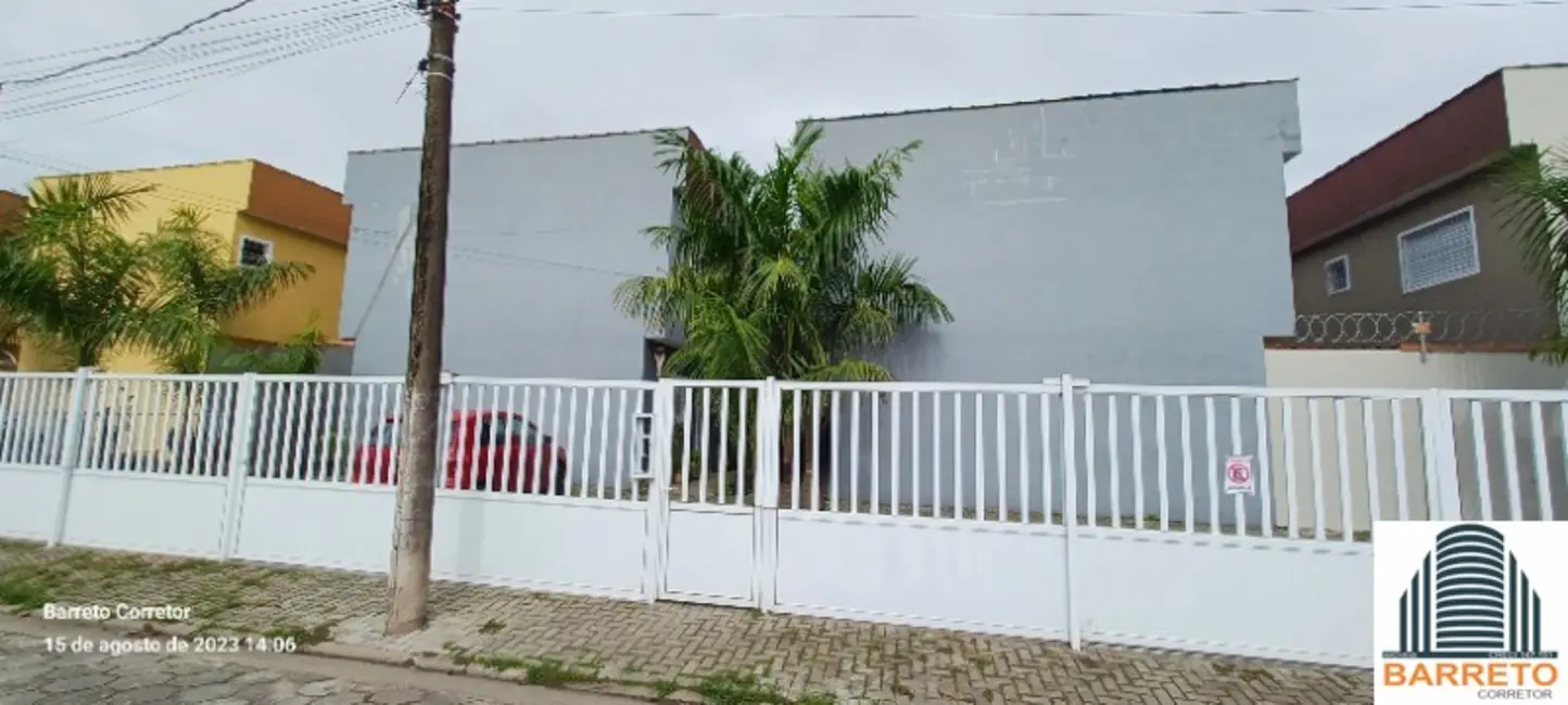 Foto 2 de Casa de Condomínio com 2 quartos à venda, 85m2 em Itanhaem - SP