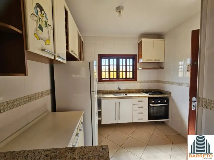 Casa com 3 quartos à venda, 164m2 em Itanhaem - SP - imagem 1 Foto 1 de Casa com 3 quartos à venda, 164m2 em Itanhaem - SP