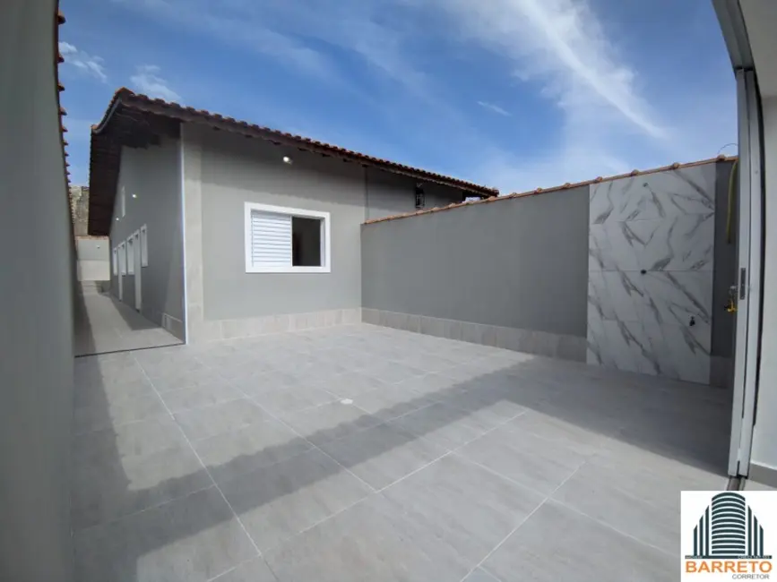 Foto 6 de Casa com 2 quartos à venda, 97m2 em Itanhaem - SP