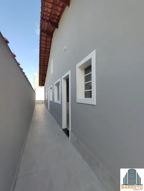 Foto 5 de Casa com 2 quartos à venda, 97m2 em Itanhaem - SP