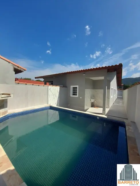 Foto 8 de Casa com 2 quartos à venda, 97m2 em Itanhaem - SP