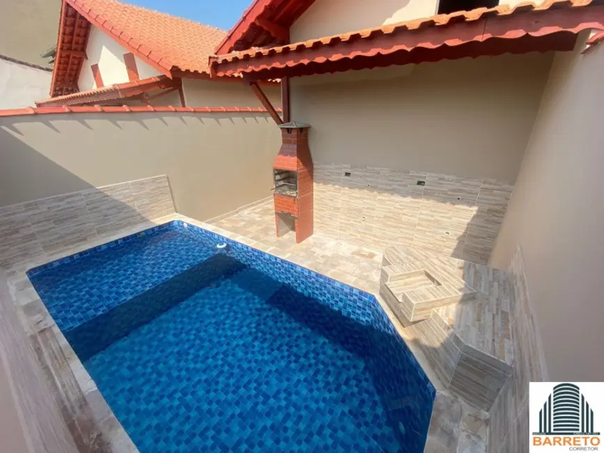 Foto 8 de Casa com 2 quartos à venda, 125m2 em Mongagua - SP