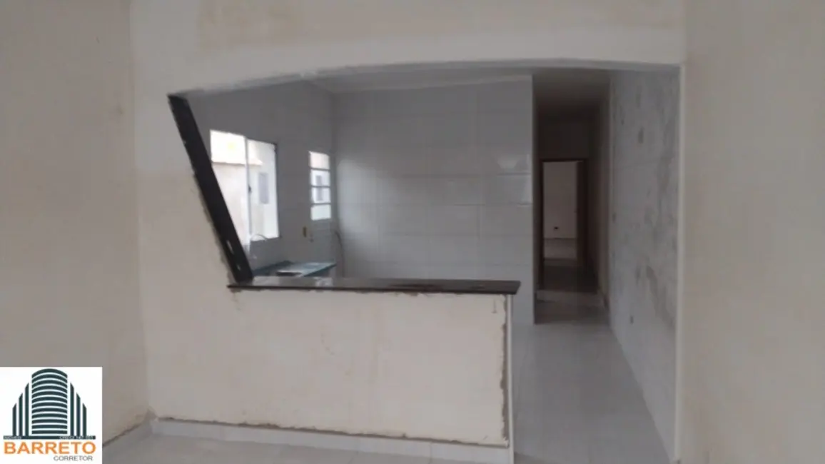 Foto 3 de Casa com 2 quartos à venda, 125m2 em Itanhaem - SP