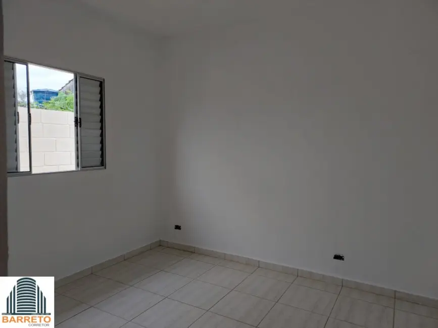 Foto 6 de Casa com 2 quartos à venda, 130m2 em Itanhaem - SP