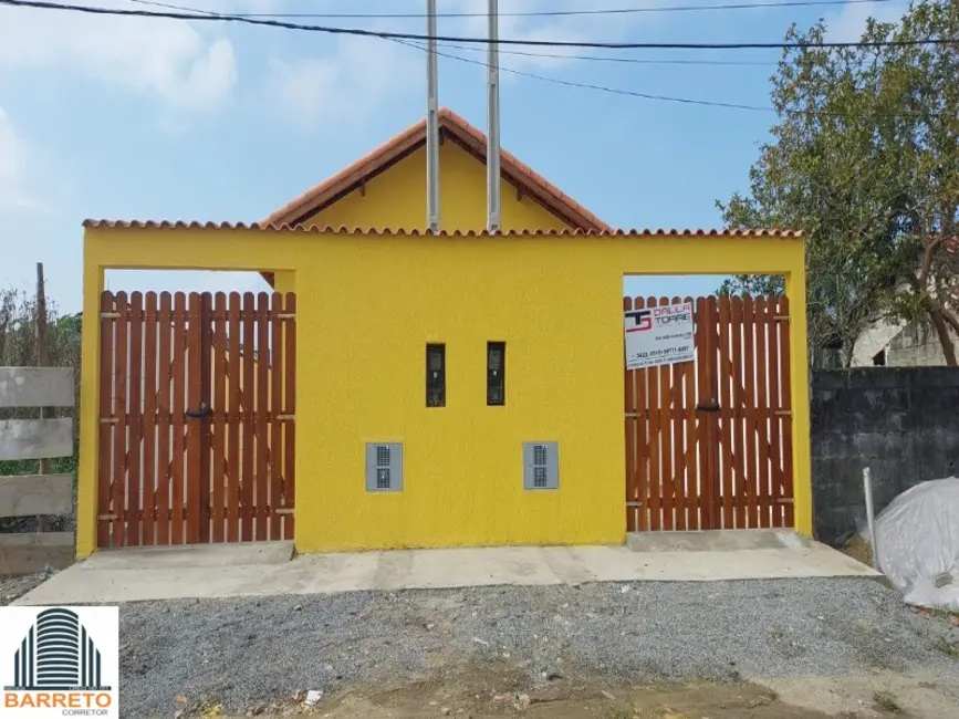 Foto 3 de Casa com 2 quartos à venda, 130m2 em Itanhaem - SP