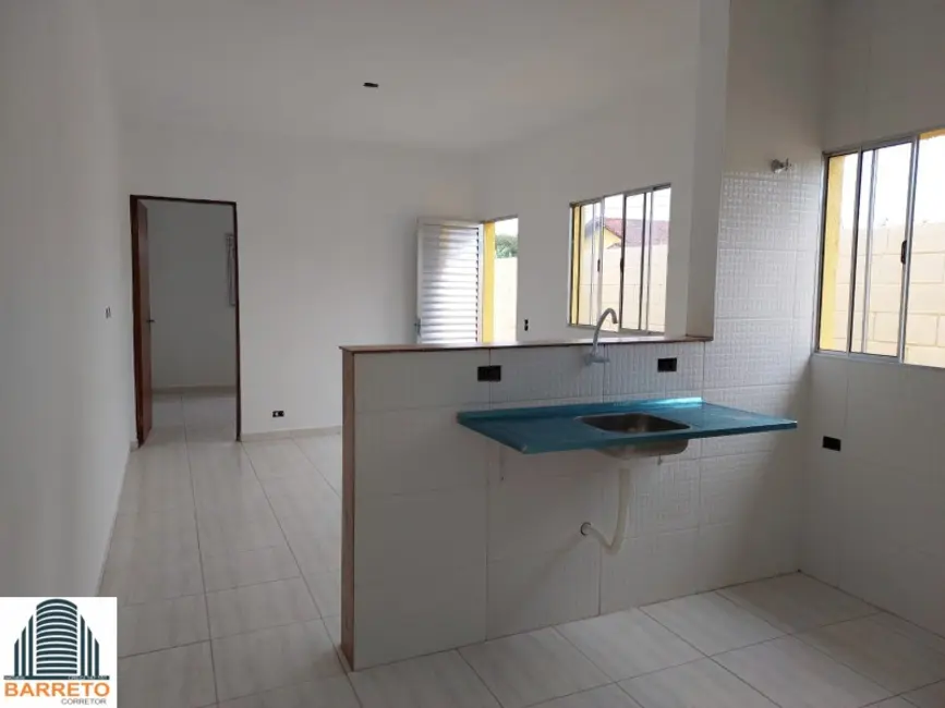 Foto 7 de Casa com 2 quartos à venda, 130m2 em Itanhaem - SP