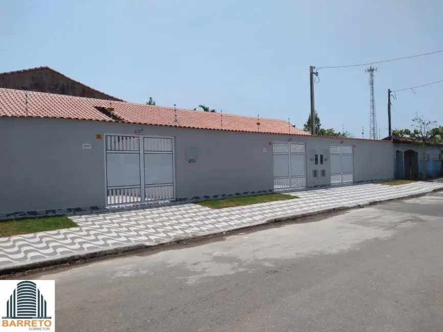 Foto 3 de Casa com 2 quartos à venda, 127m2 em Mongagua - SP