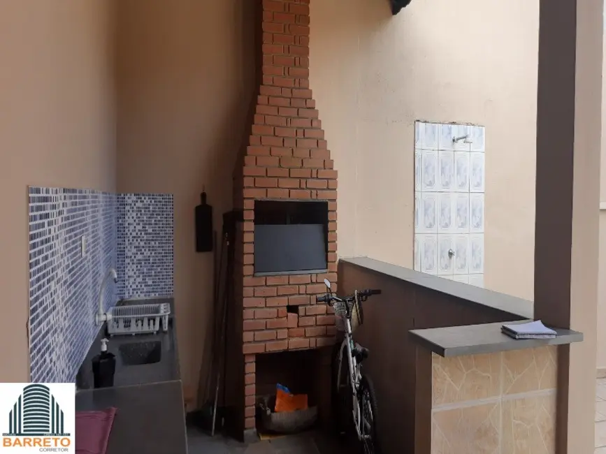 Foto 6 de Casa com 3 quartos à venda, 300m2 em Itanhaem - SP