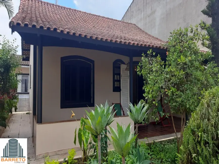 Foto 3 de Casa com 3 quartos à venda, 300m2 em Itanhaem - SP