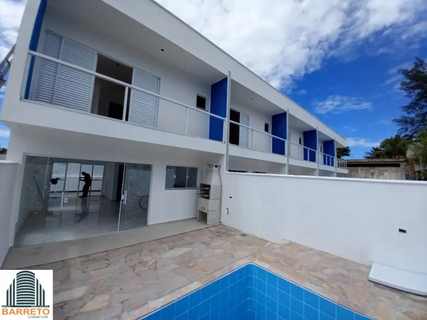 Foto 2 de Casa de Condomínio com 2 quartos à venda, 90m2 em Itanhaem - SP