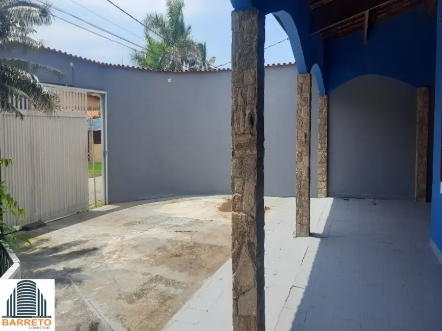 Foto 1 de Casa com 4 quartos à venda, 180m2 em Itanhaem - SP