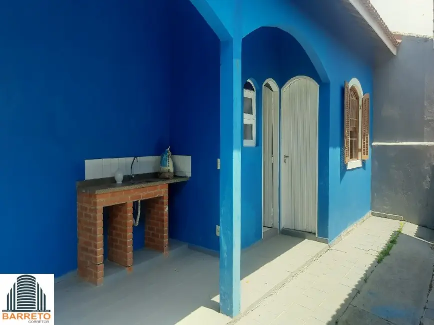 Foto 9 de Casa com 4 quartos à venda, 180m2 em Itanhaem - SP