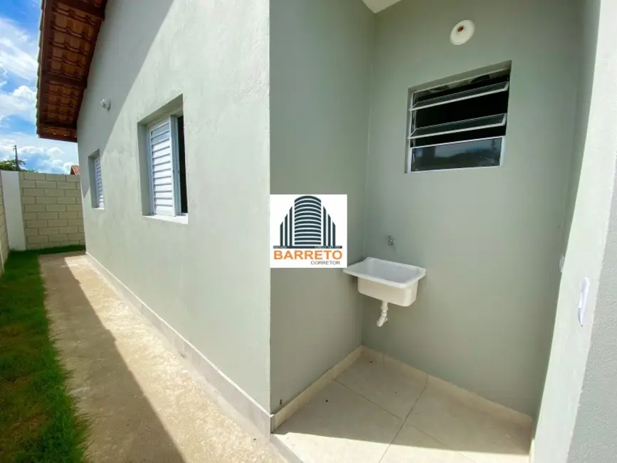 Casa com 2 quartos à venda, 171m2 em Itanhaem - SP - imagem 5 Foto 5 de Casa com 2 quartos à venda, 171m2 em Itanhaem - SP