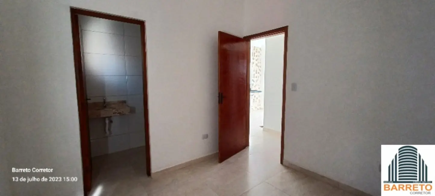 Foto 6 de Casa com 2 quartos à venda, 78m2 em Itanhaem - SP