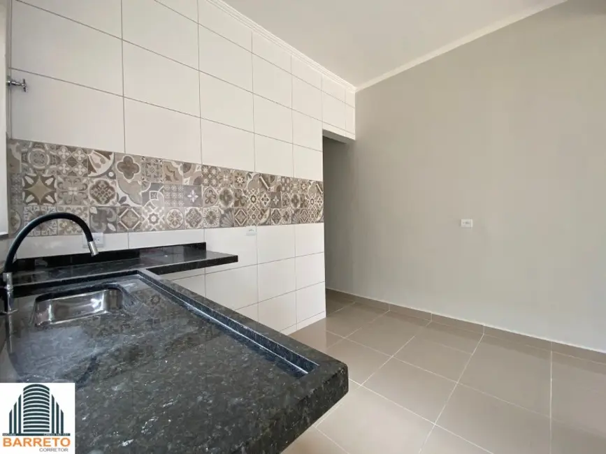Foto 9 de Casa com 2 quartos à venda, 180m2 em Itanhaem - SP