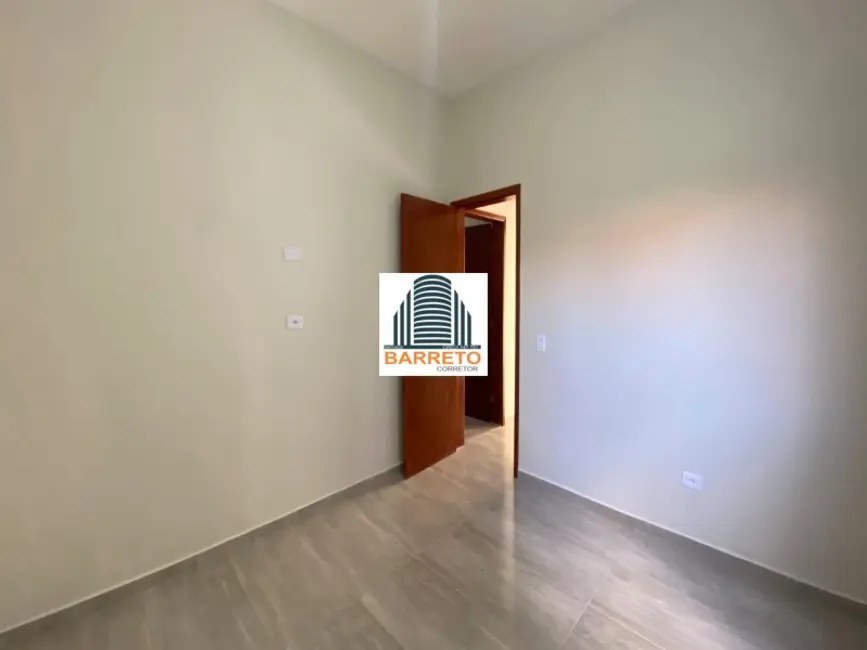 Casa com 2 quartos à venda, 150m2 em Itanhaem - SP - imagem 5 Foto 5 de Casa com 2 quartos à venda, 150m2 em Itanhaem - SP