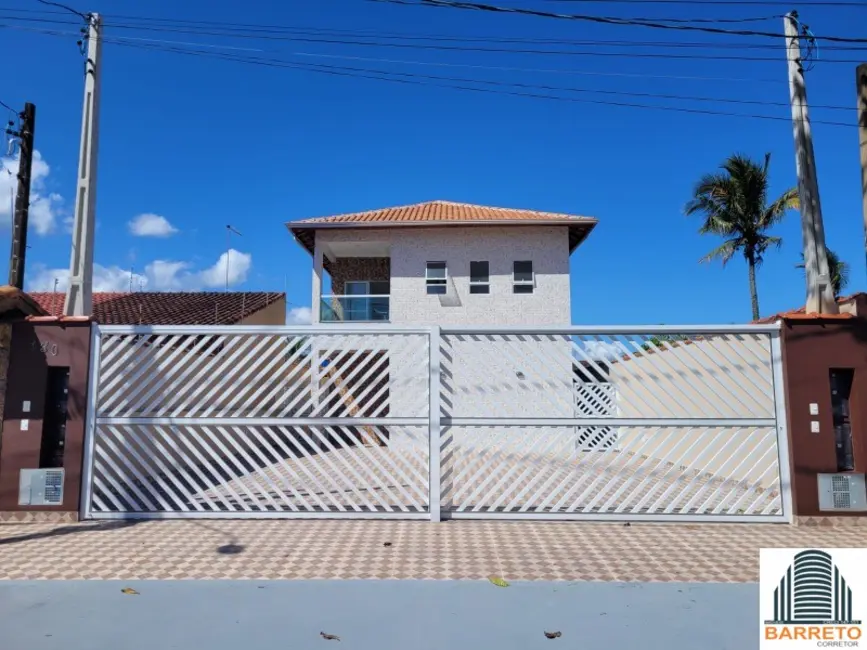 Foto 2 de Casa com 2 quartos à venda, 164m2 em Itanhaem - SP