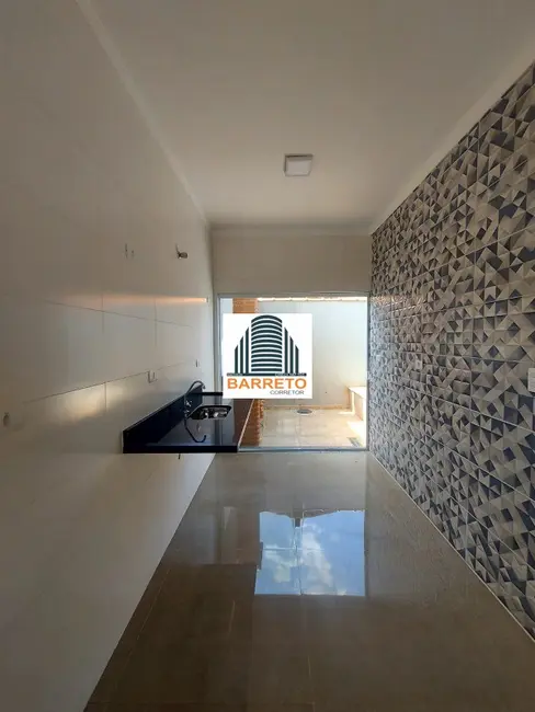 Casa com 2 quartos à venda, 46m2 em Itanhaem - SP - imagem 6 Foto 6 de Casa com 2 quartos à venda, 46m2 em Itanhaem - SP