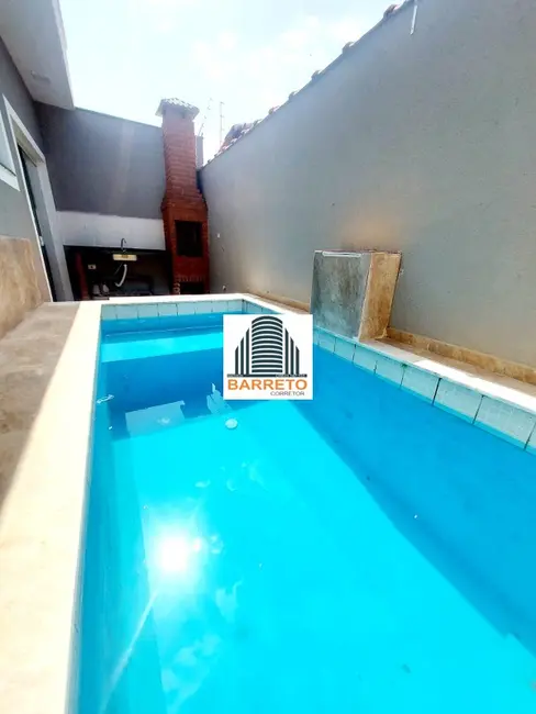 Casa com 2 quartos à venda, 46m2 em Itanhaem - SP - imagem 3 Foto 3 de Casa com 2 quartos à venda, 46m2 em Itanhaem - SP