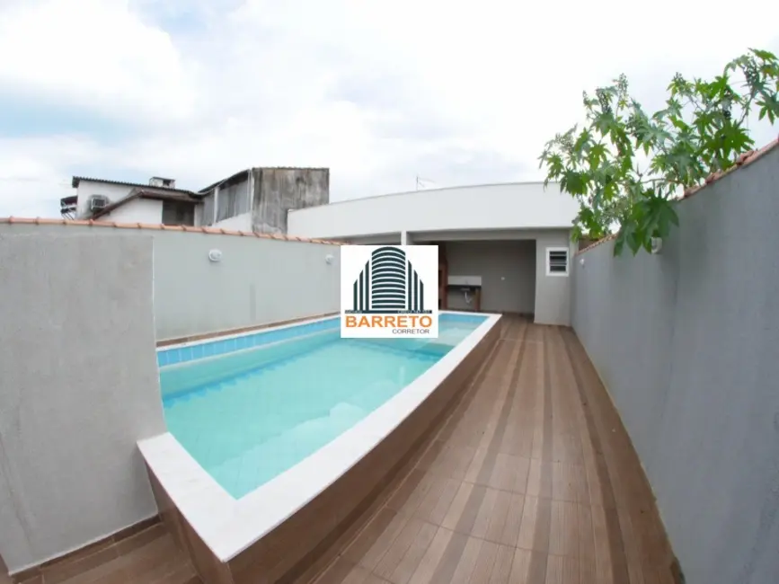 Foto 2 de Casa com 3 quartos à venda, 99m2 em Itanhaem - SP