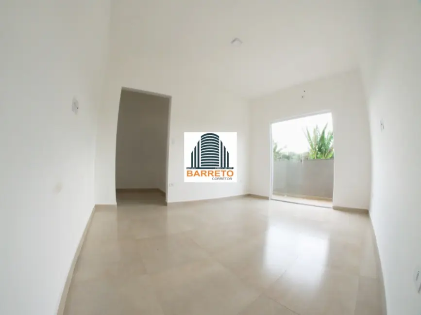 Foto 8 de Casa com 3 quartos à venda, 99m2 em Itanhaem - SP