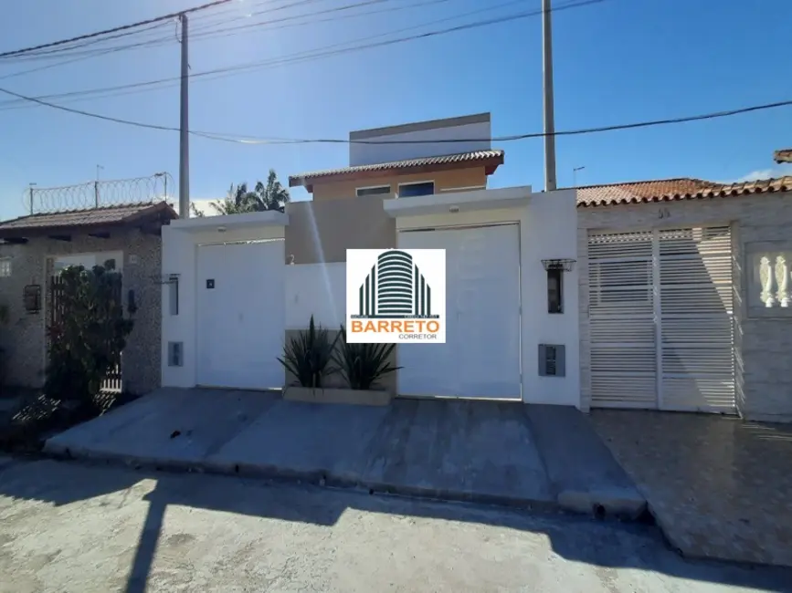 Foto 2 de Casa com 3 quartos à venda, 83m2 em Itanhaem - SP