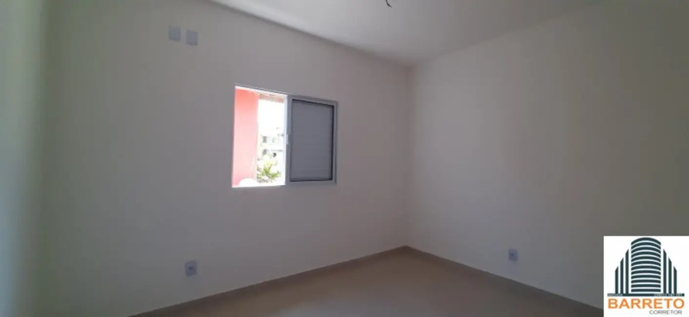 Foto 5 de Casa com 3 quartos à venda, 85m2 em Itanhaem - SP