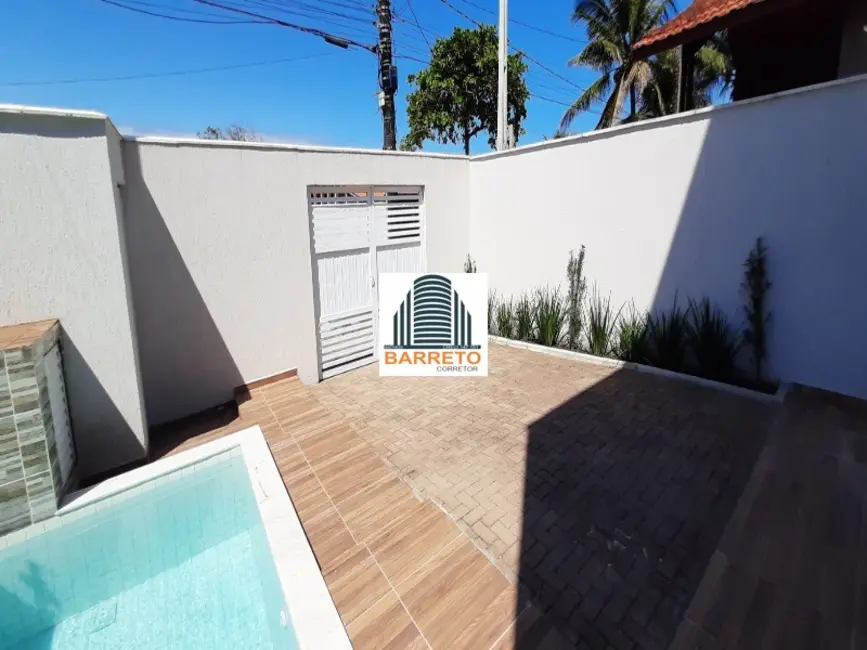 Foto 1 de Casa com 2 quartos à venda, 125m2 em Itanhaem - SP