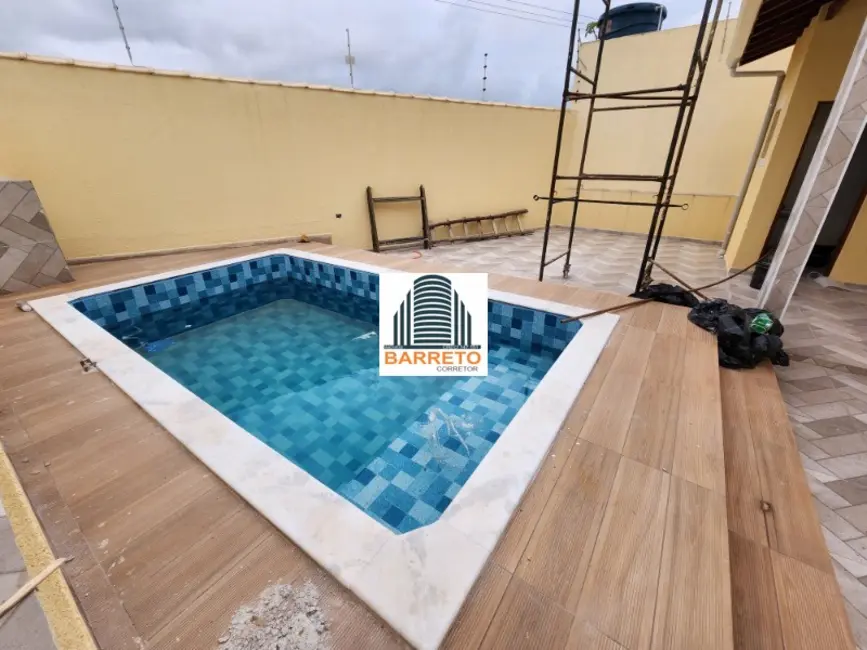 Foto 4 de Casa com 2 quartos à venda, 52m2 em Itanhaem - SP