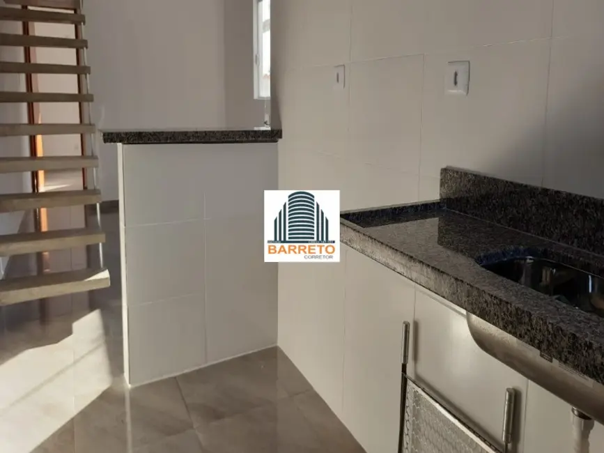 Foto 9 de Casa com 2 quartos à venda, 75m2 em Itanhaem - SP