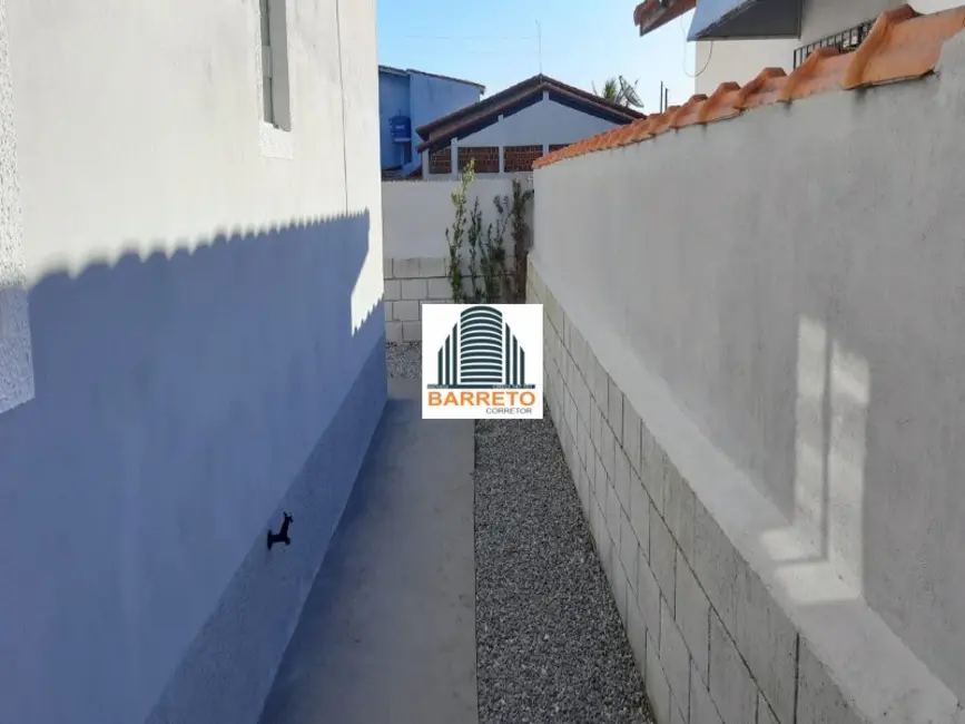 Foto 5 de Casa com 2 quartos à venda, 75m2 em Itanhaem - SP