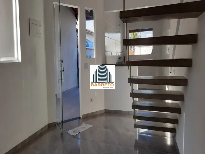 Foto 1 de Casa com 2 quartos à venda, 75m2 em Itanhaem - SP