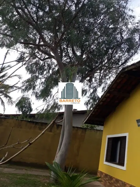 Casa com 5 quartos à venda, 186m2 em Itanhaem - SP - imagem 5 Foto 5 de Casa com 5 quartos à venda, 186m2 em Itanhaem - SP