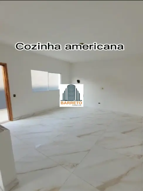 Foto 4 de Casa com 2 quartos à venda, 90m2 em Itanhaem - SP