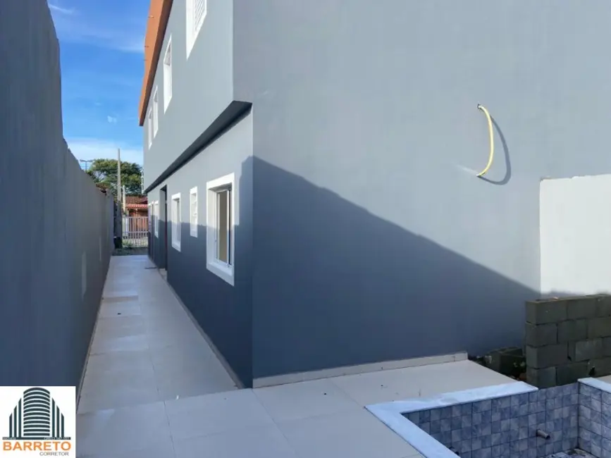 Foto 1 de Casa com 2 quartos à venda, 90m2 em Itanhaem - SP