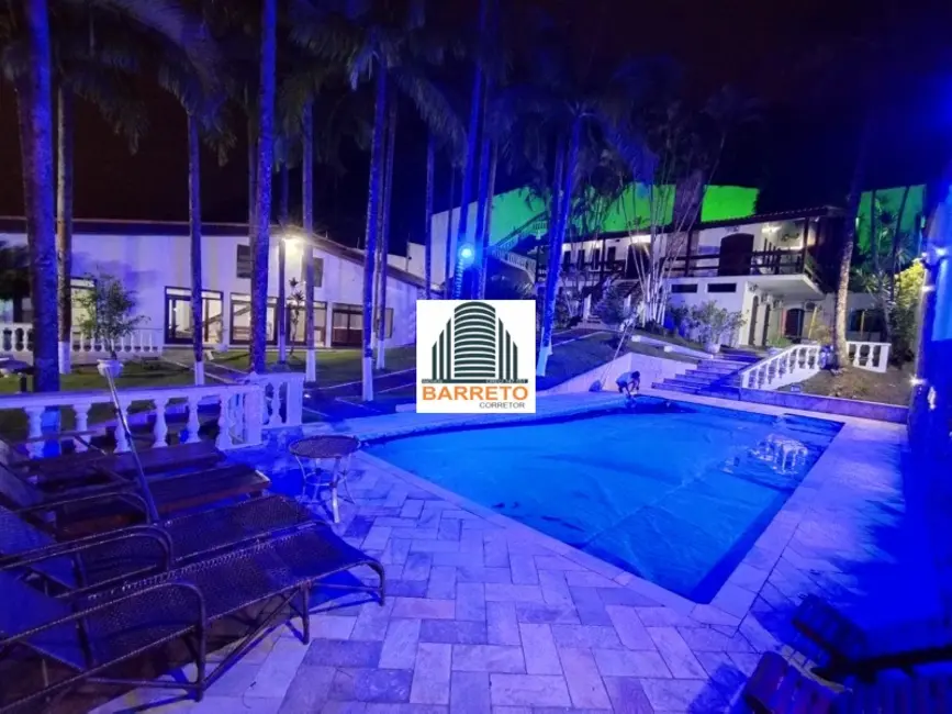 Foto 8 de Casa com 8 quartos à venda, 1516m2 em Itanhaem - SP