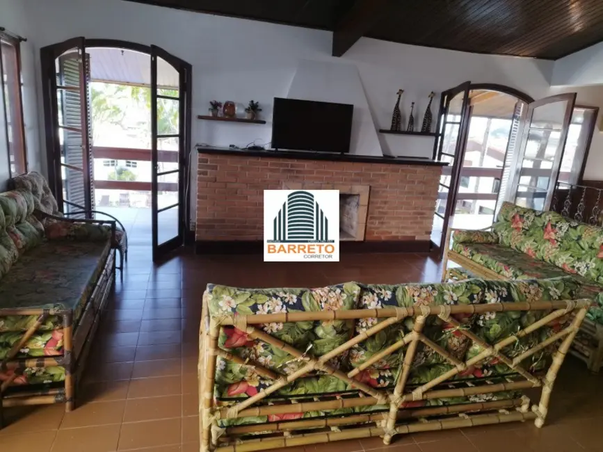 Foto 6 de Casa com 8 quartos à venda, 1516m2 em Itanhaem - SP