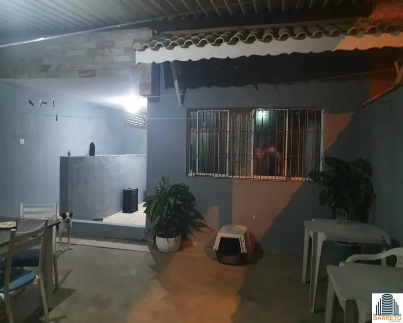 Foto 1 de Casa com 4 quartos à venda, 122m2 em Itanhaem - SP
