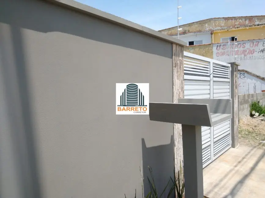 Foto 3 de Casa com 2 quartos à venda, 80m2 em Itanhaem - SP