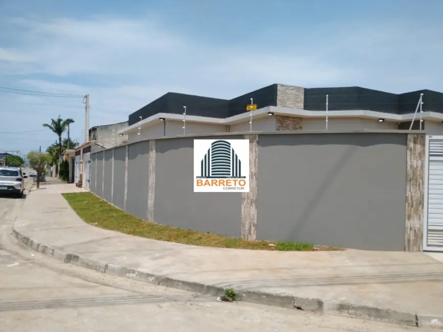 Foto 5 de Casa com 2 quartos à venda, 80m2 em Itanhaem - SP