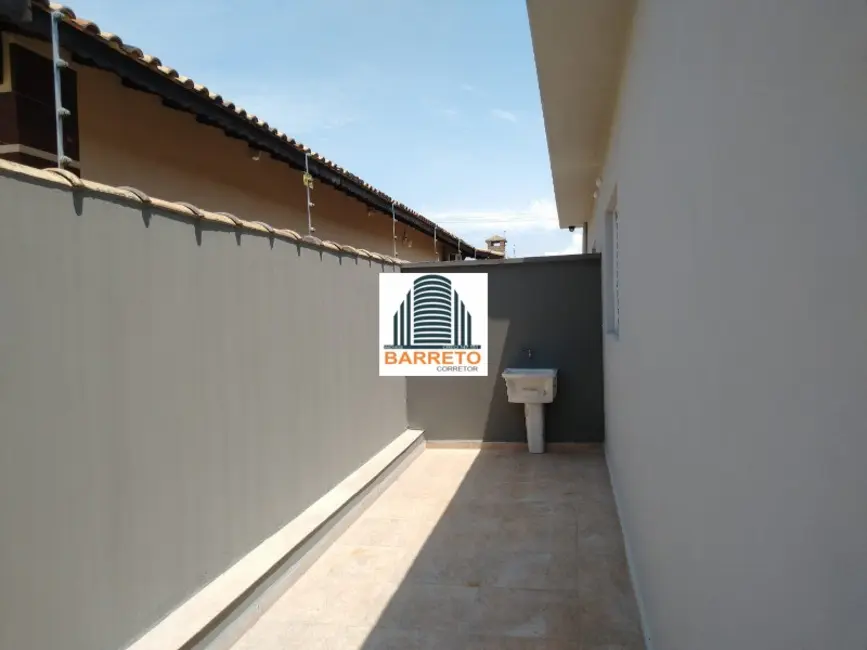 Foto 4 de Casa com 2 quartos à venda, 80m2 em Itanhaem - SP