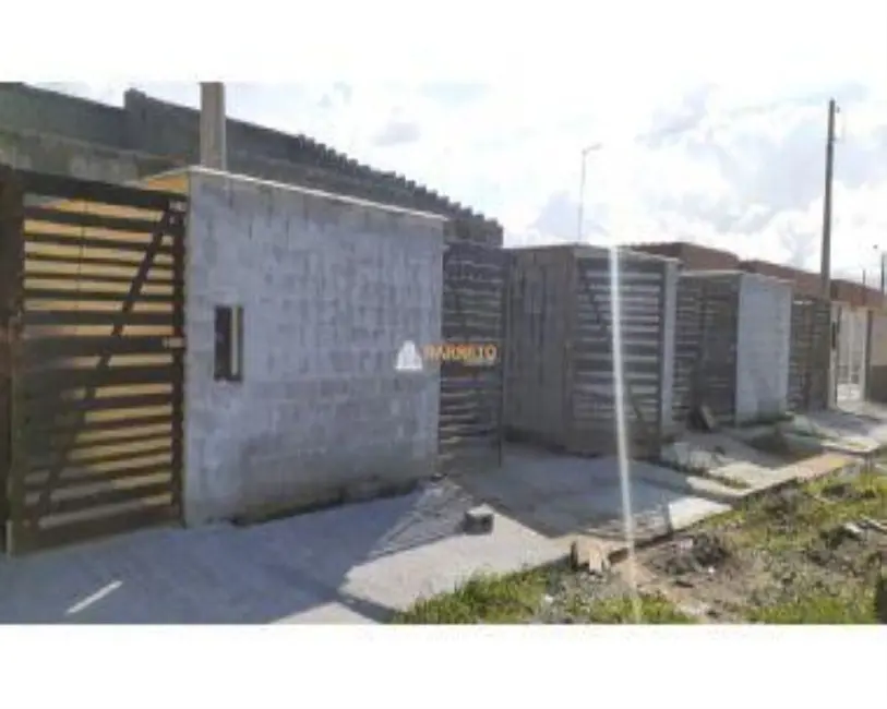 Foto 4 de Casa com 3 quartos à venda, 270m2 em Itanhaem - SP