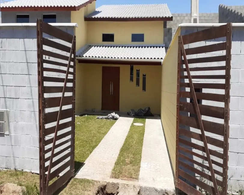 Foto 3 de Casa com 3 quartos à venda, 270m2 em Itanhaem - SP