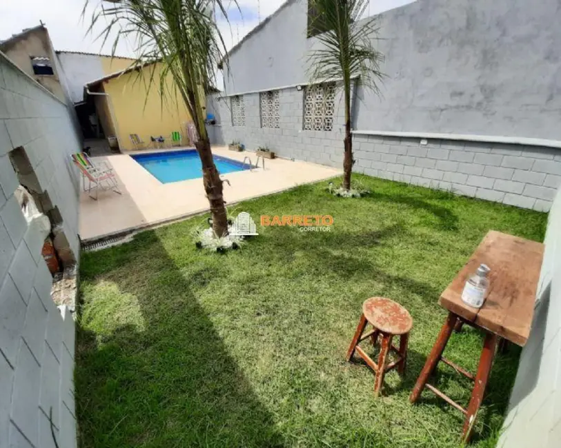 Foto 1 de Casa com 3 quartos à venda, 270m2 em Itanhaem - SP