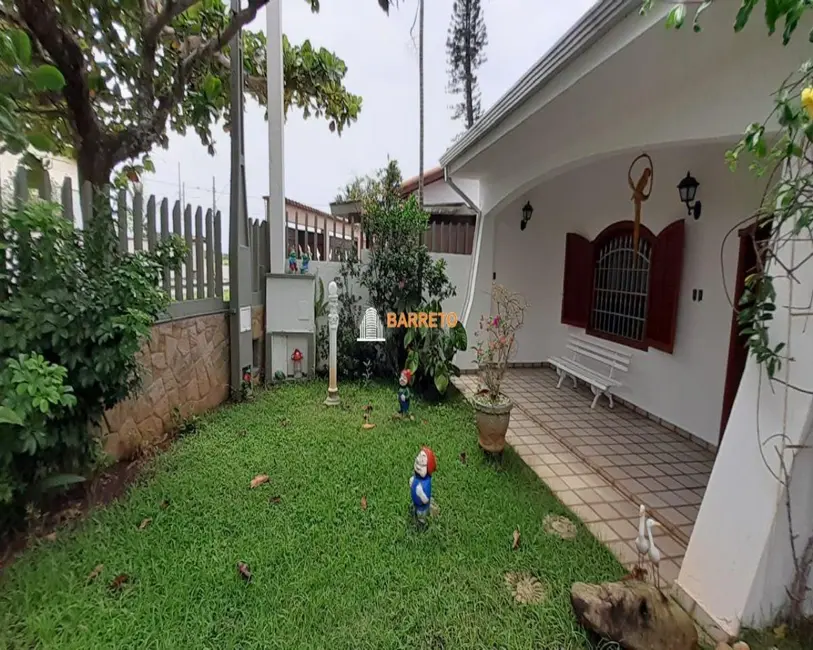 Foto 1 de Casa com 4 quartos à venda, 300m2 em Itanhaem - SP