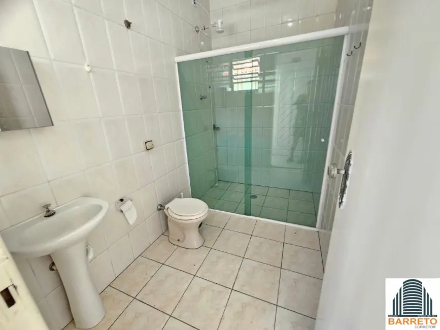 Foto 4 de Casa com 3 quartos à venda, 250m2 em Itanhaem - SP